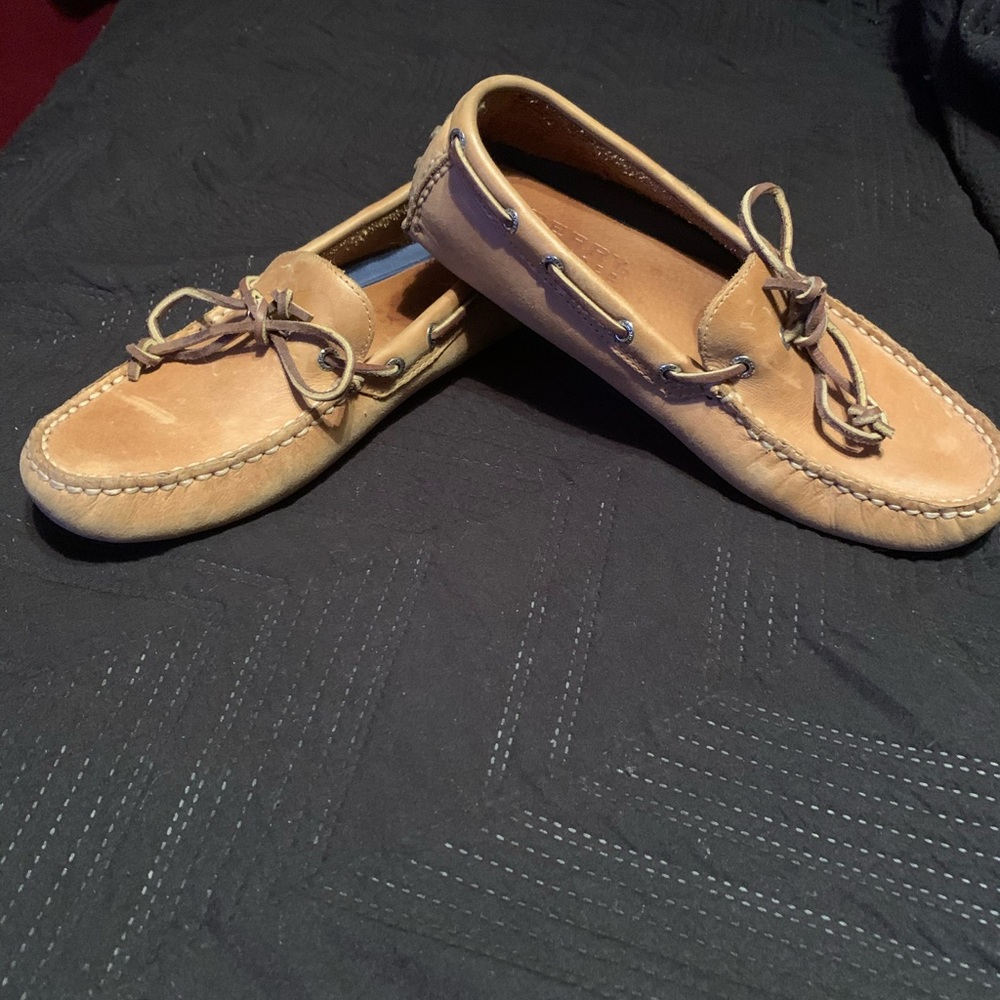 Gently used Men’s Sperry slide on loafers